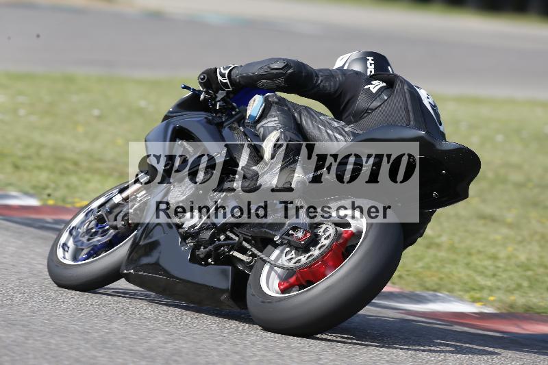 /45 10.08.2025 Plüss Moto Sport ADR/Freies Fahren/411
